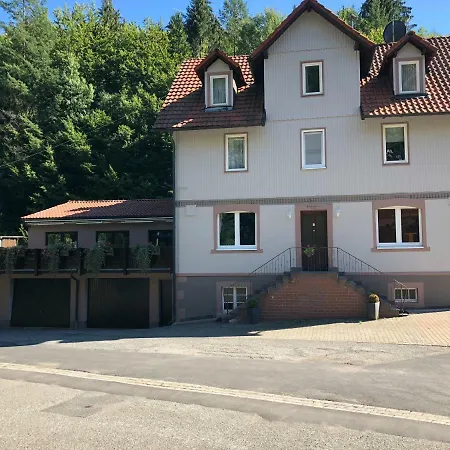 Zum Waldfrieden * Neuhof (Bavaria)